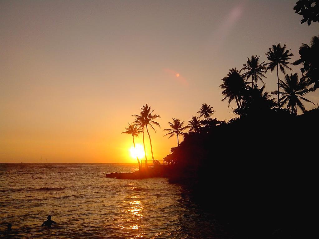 Sayuri Beach Hotel Matara Esterno foto