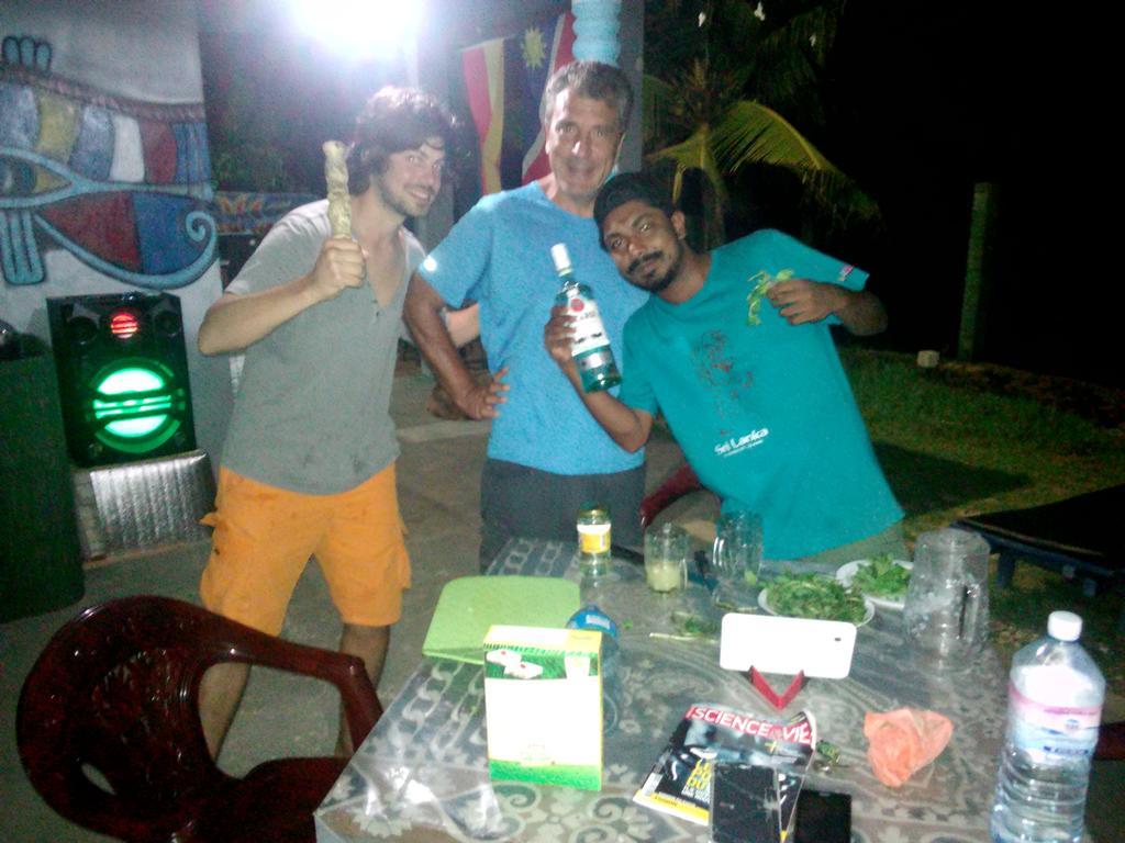Sayuri Beach Hotel Matara Esterno foto