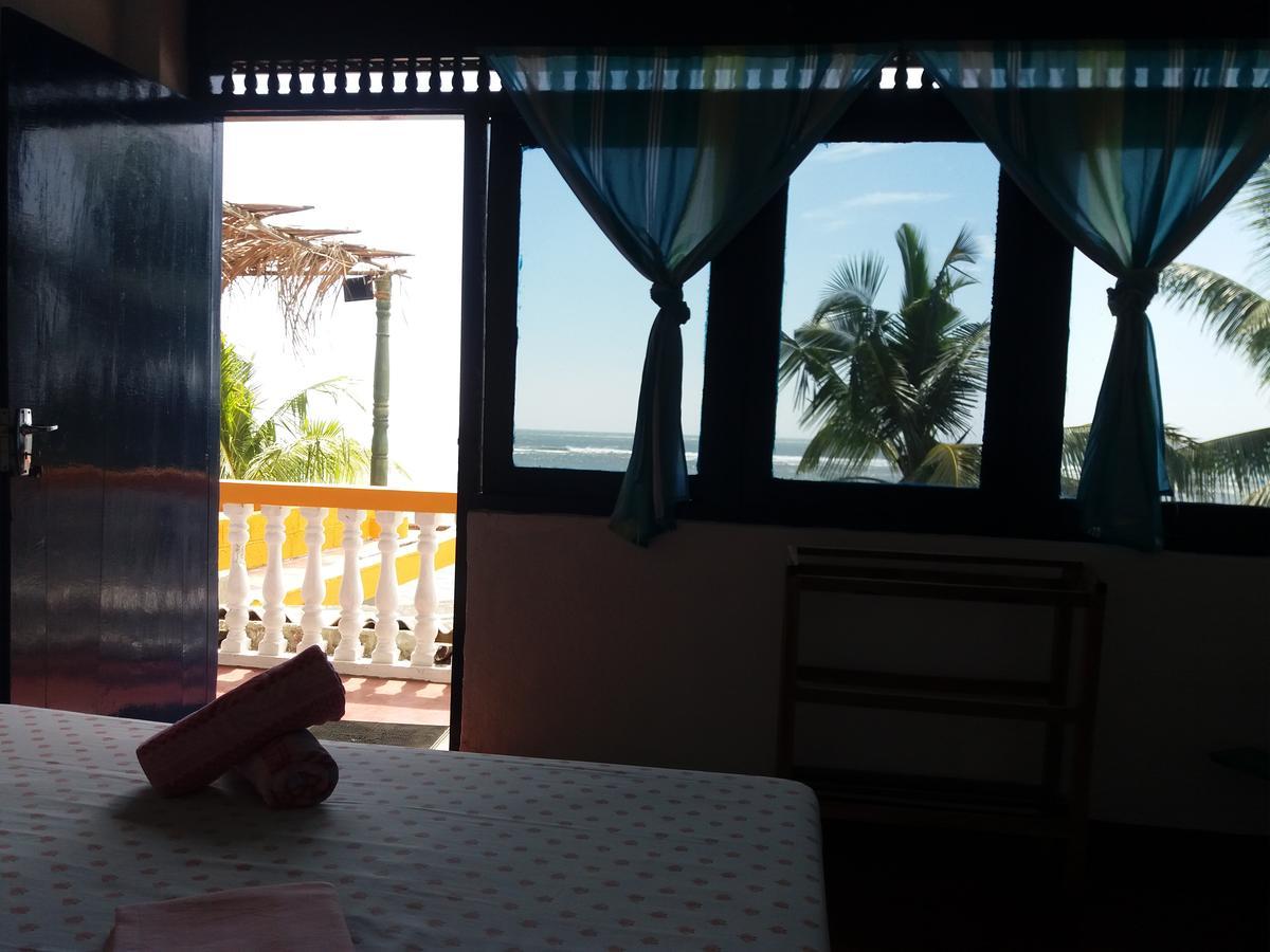 Sayuri Beach Hotel Matara Esterno foto