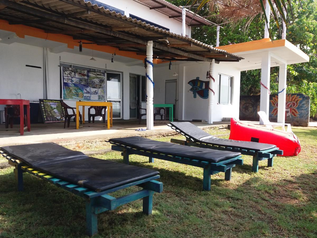 Sayuri Beach Hotel Matara Esterno foto